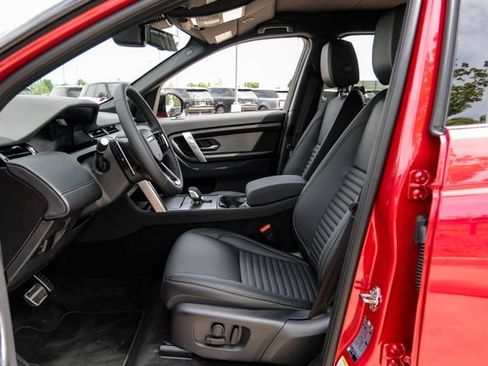 New 2026 Land Rover Discovery Sport Landmark AWD/4WD image 4