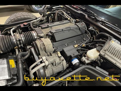 Used 1994 Chevrolet Corvette Coupe *ONE OWNER UNTIL 2024* image 24
