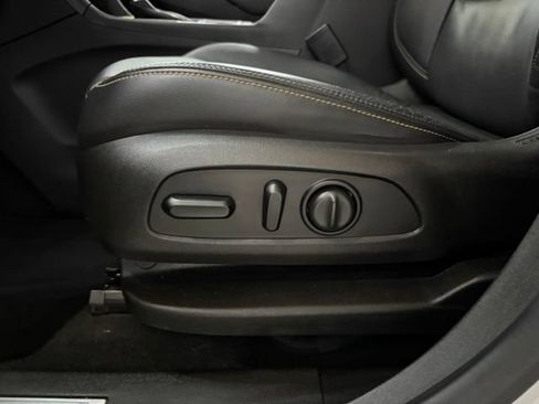 Used 2018 Chevrolet Equinox Premier AWD/4WD image 44