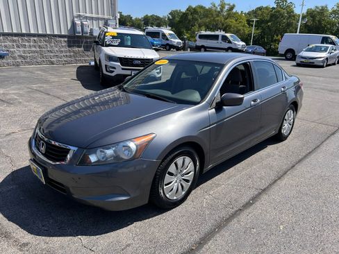 Used 2010 Honda Accord LX image 7