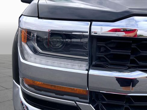 Used 2019 Chevrolet Silverado 1500 LT RWD image 28