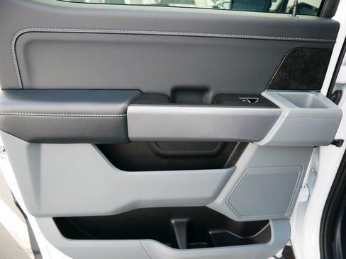 Certified 2022 Ford F150 XLT w/ Equipment Group 302A High image 13