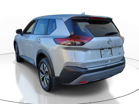 Certified 2023 Nissan Rogue SV FWD image 7