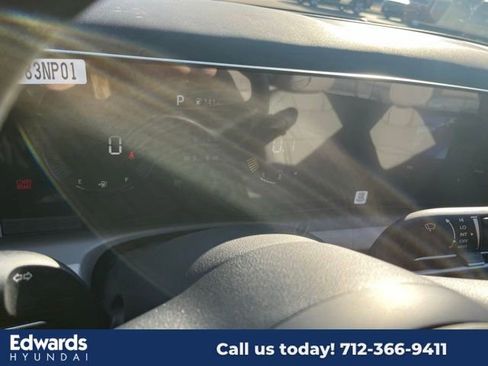 New 2025 Hyundai Tucson SE image 24