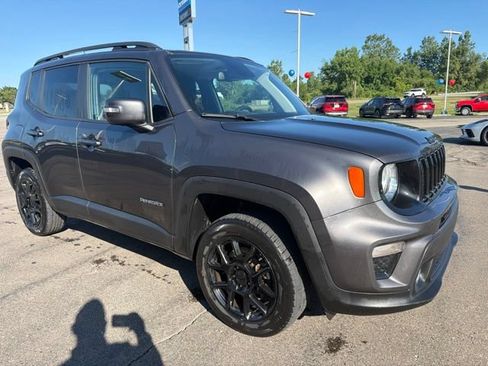 Used 2020 Jeep Renegade Altitude AWD/4WD image 3