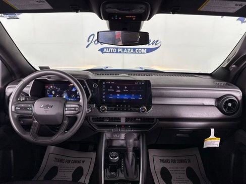 New 2025 Chevrolet Colorado Trail Boss w/ Midnight Edition image 2