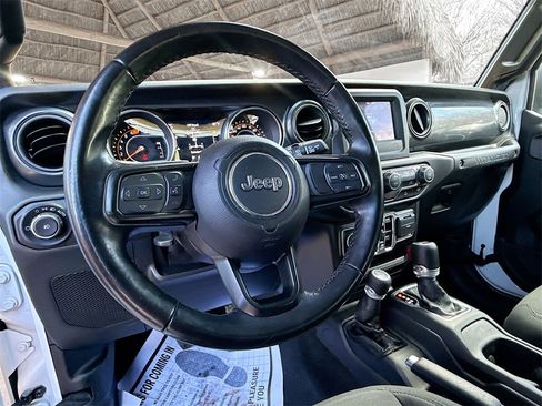 Used 2021 Jeep Wrangler Unlimited Sport image 12