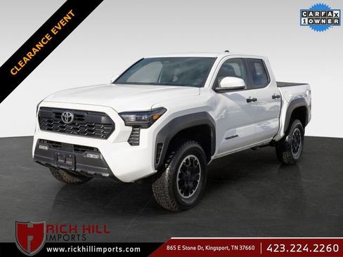 Used 2024 Toyota Tacoma TRD Off-Road image 1
