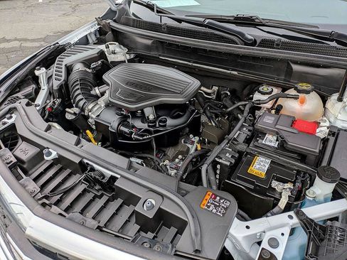 Certified 2025 Cadillac XT5 Premium Luxury image 42