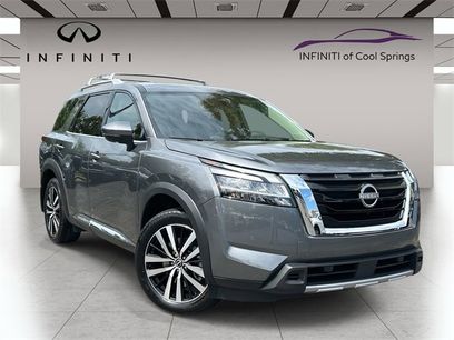 Used 2024 Nissan Pathfinder Platinum w/ Cargo Package