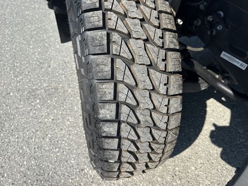 Used 2024 Toyota Tacoma SR5 image 30