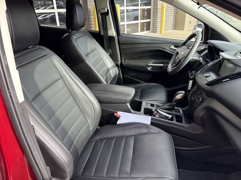 Used 2018 Ford Escape SEL image 31