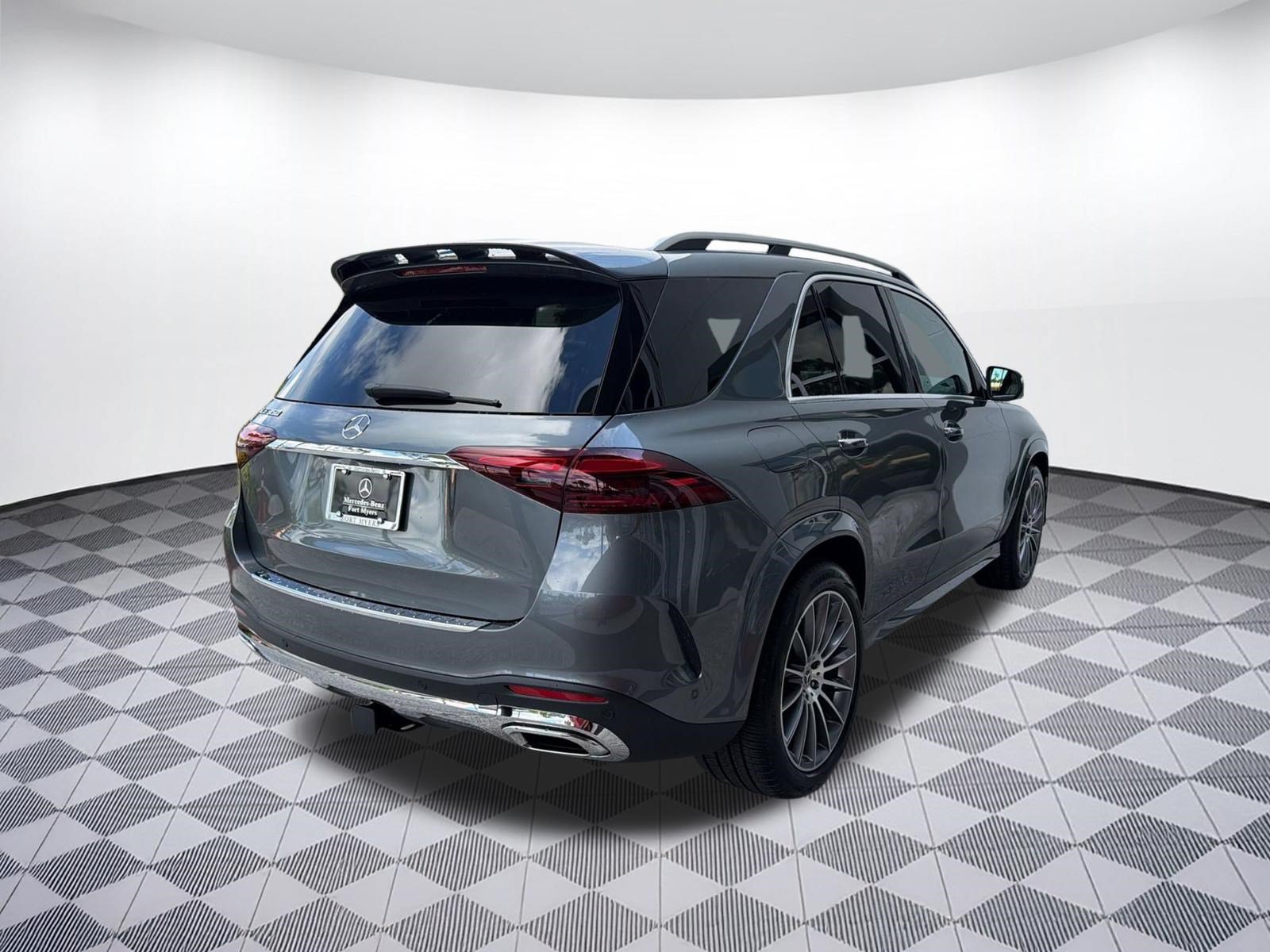 Used 2026 Mercedes-Benz GLE 350 4MATIC image 9