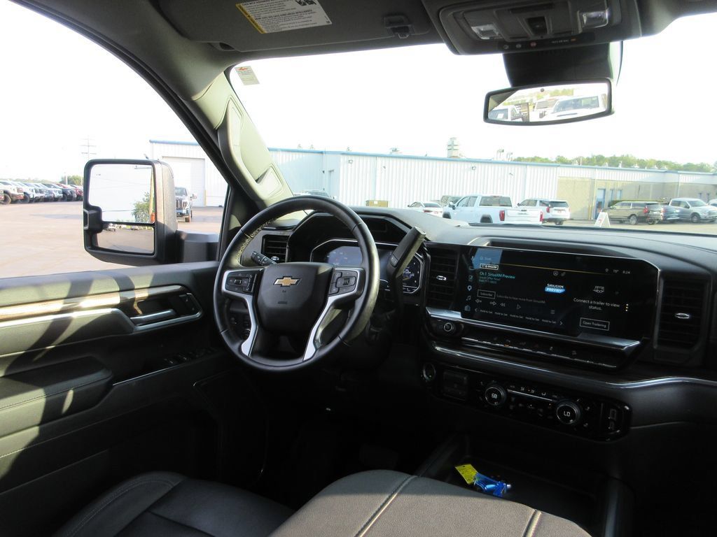 Certified 2025 Chevrolet Silverado 2500 LT w/ Texas Edition AWD/4WD image 28