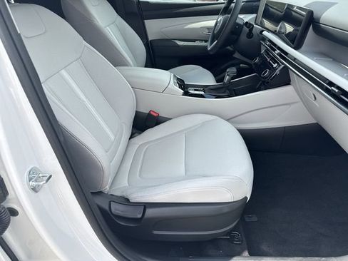 New 2026 Hyundai Tucson SEL FWD image 13
