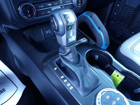 Used 2022 Ford Bronco Wildtrak image 20