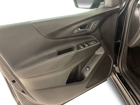 Used 2023 Chevrolet Equinox RS image 13