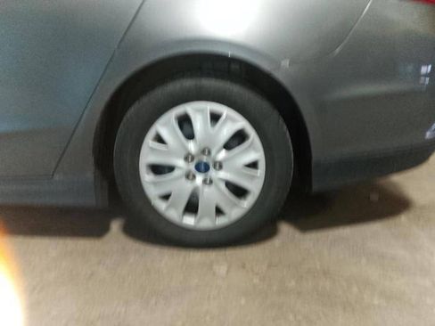 Used 2014 Ford Fusion S FWD image 12
