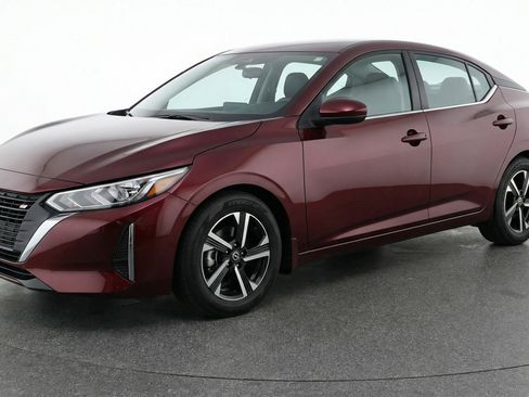 Used 2025 Nissan Sentra SV FWD image 3