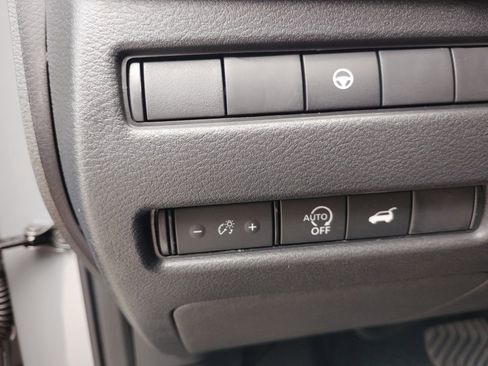 New 2026 Nissan Rogue SV AWD/4WD image 15