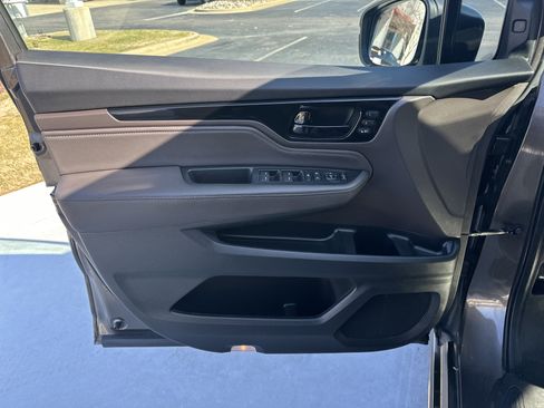 Used 2021 Honda Odyssey Touring image 14