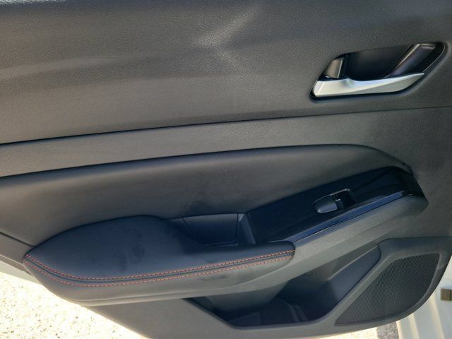 Certified 2025 Nissan Altima 2.5 SR FWD image 13