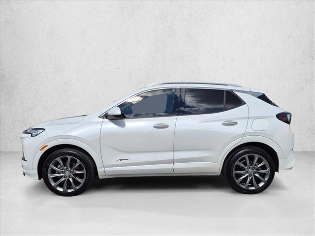 Used 2026 Buick Encore GX Avenir w/ Avenir Technology Package FWD image 9
