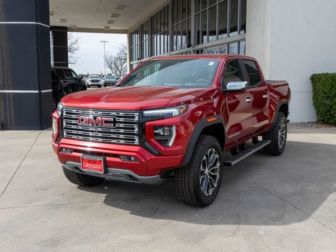 New 2026 GMC Canyon Denali image 3