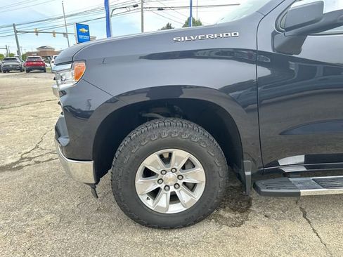 Used 2023 Chevrolet Silverado 1500 LT w/ Protection Package AWD/4WD image 34