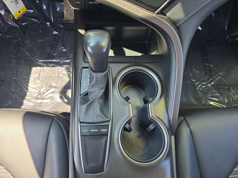 Certified 2024 Toyota Camry SE FWD image 17