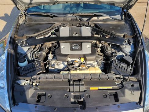 Used 2015 Nissan 370Z Touring Sport image 14