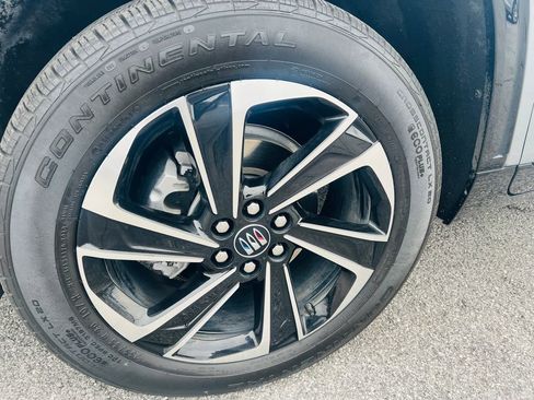 Used 2025 Buick Enclave Sport Touring image 14