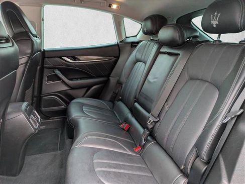Used 2019 Maserati Levante GranSport AWD/4WD image 15