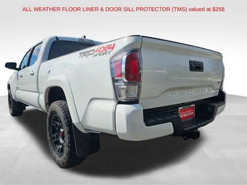 Used 2023 Toyota Tacoma TRD Sport AWD/4WD image 8