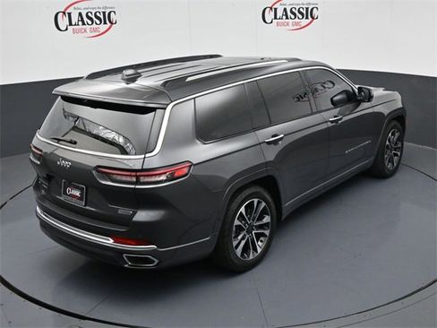 Used 2022 Jeep Grand Cherokee L Overland w/ Advanced Protech Group III image 20