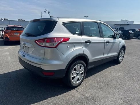 Used 2016 Ford Escape S FWD image 5