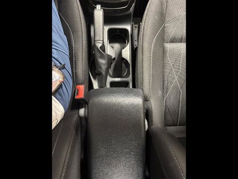 Used 2022 Ford EcoSport SE w/ SE Convenience Package image 11