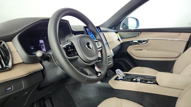 Used 2027 Volvo XC90 B6 Plus AWD/4WD image 12