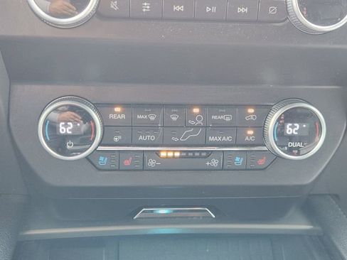 Used 2021 Ford Expedition Max XLT RWD image 19