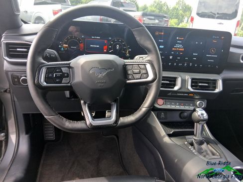 Used 2024 Ford Mustang Premium image 14