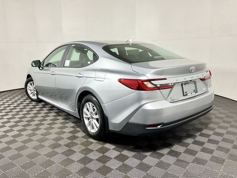 New 2026 Toyota Camry LE image 10