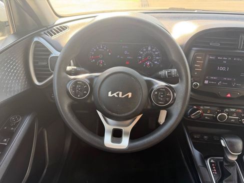 Used 2022 Kia Soul LX w/ Technology Package FWD image 26
