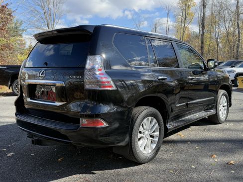 Used 2017 Lexus GX 460 image 11