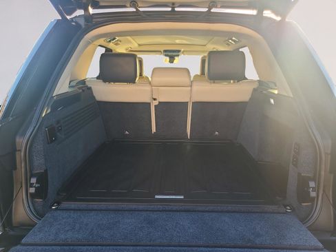 Used 2019 Land Rover Range Rover HSE AWD/4WD image 22