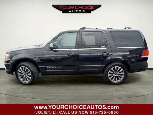 Used 2015 Lincoln Navigator 4WD image 2