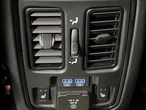 Used 2024 Dodge Durango R/T AWD/4WD image 47