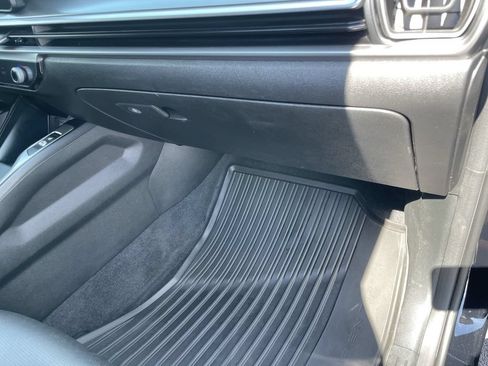 Certified 2024 Kia Sorento S w/ Panoramic Sunroof Package AWD/4WD image 35