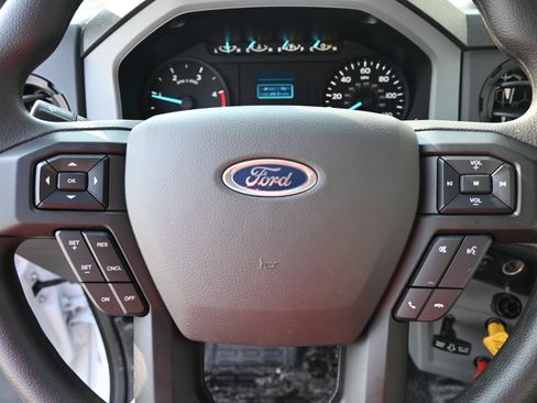 New 2027 Ford F750 2WD Regular Cab Super Duty image 8