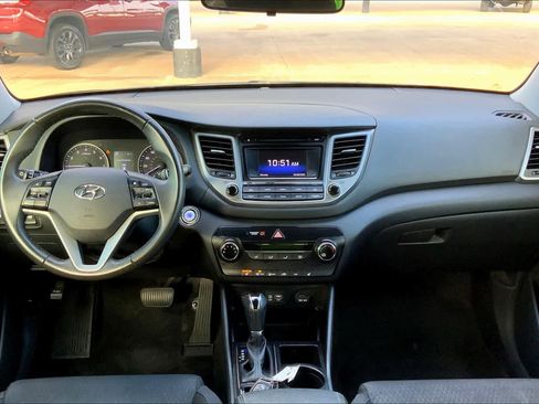 Used 2017 Hyundai Tucson Sport image 14