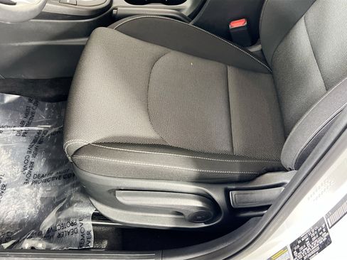 Used 2024 Kia Forte LXS w/ LXS Technology Package image 18